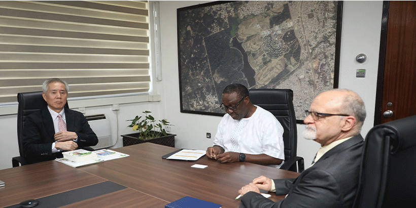 President of Sasakawa Africa Association (SSA), Makoto Kitanak with IITA Director General and CGIAR Director for Continental Africa Simeon Ehui and IITA Director for Partnerships for Delivery Kenton Dashiell during the meeting.