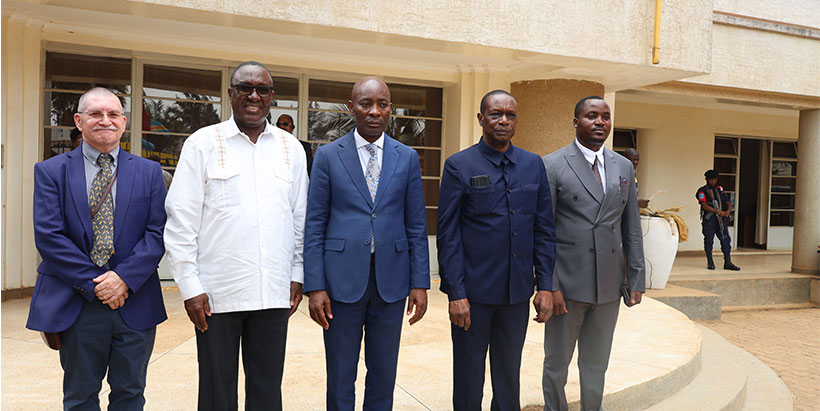 (L-R) IITA-Kalambo Station Head Jan A. Helsen, IITA Director General and CGIAR Regional Director for Continental Africa, Dr. Simeon Ehui, (m) South Kivu Provincial Governor Jean-Jacques Mpurusi Sadiki, IITA Country Representative for DRC Zoumana Bamba, and Provincial Minister of Agriculture, His Excellency Didier Kabi.