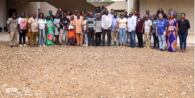 The FSRP delegation from Sierra Leone with the IITA team.