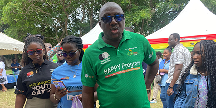 Visit of the CEO of Agri-Impact to the IITA BBEST Exhibition booth at the Agrifair.