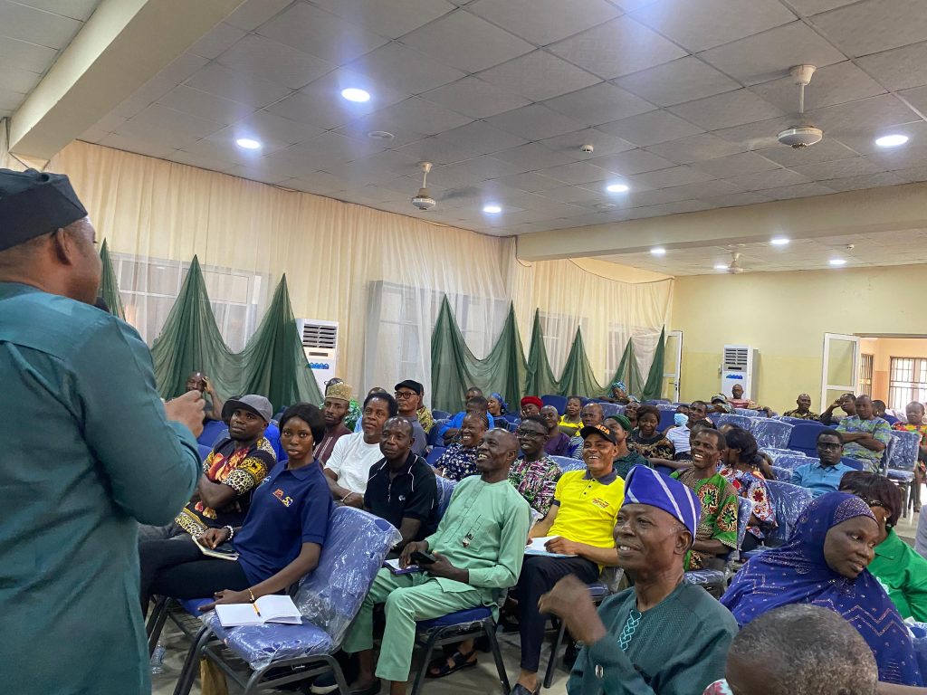 Dr Olugboyega Pelemo during the training of farmers in Ondo state.