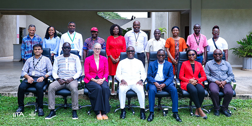 The IITA team with the World Bank delegation following discussions at the IITA Headquarters in Ibadan.