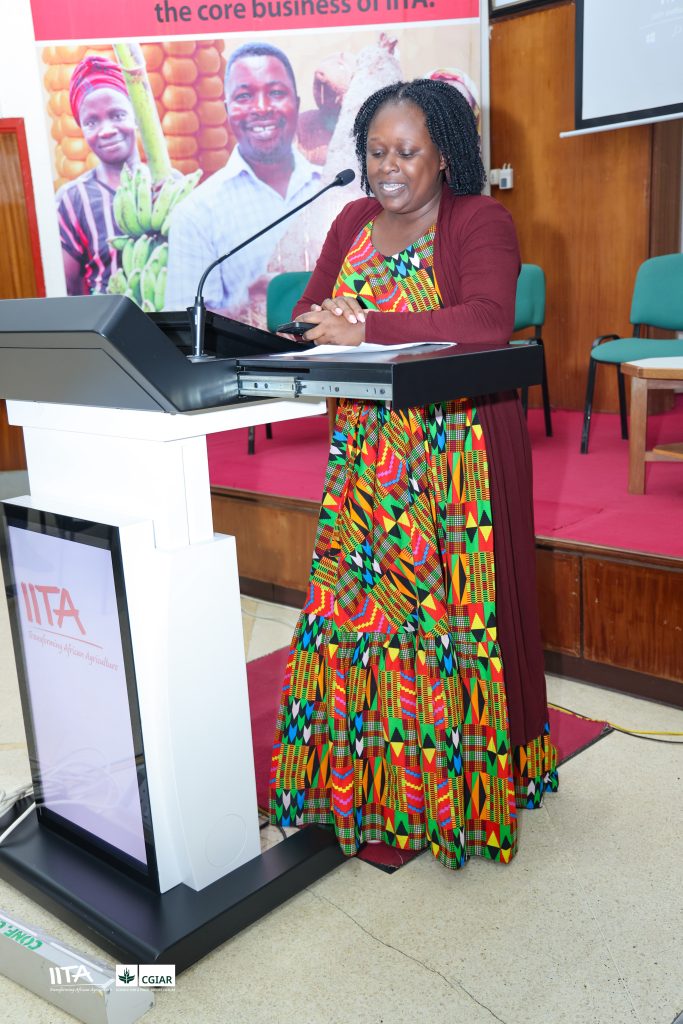 IITA Director of People & Culture, Leunidah Aukwe-Mwenesi, giving her remark.
