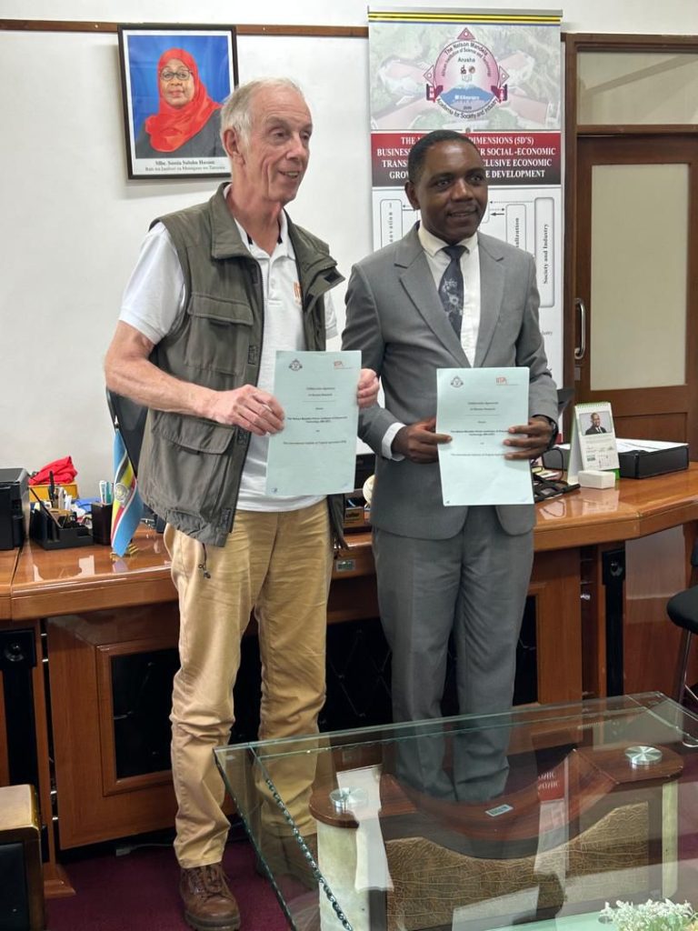 IITA Banana Breeder, Professor Rony Swennen with the NM-AIST Vice Chancellor Professor Maulilio Kipanyula.